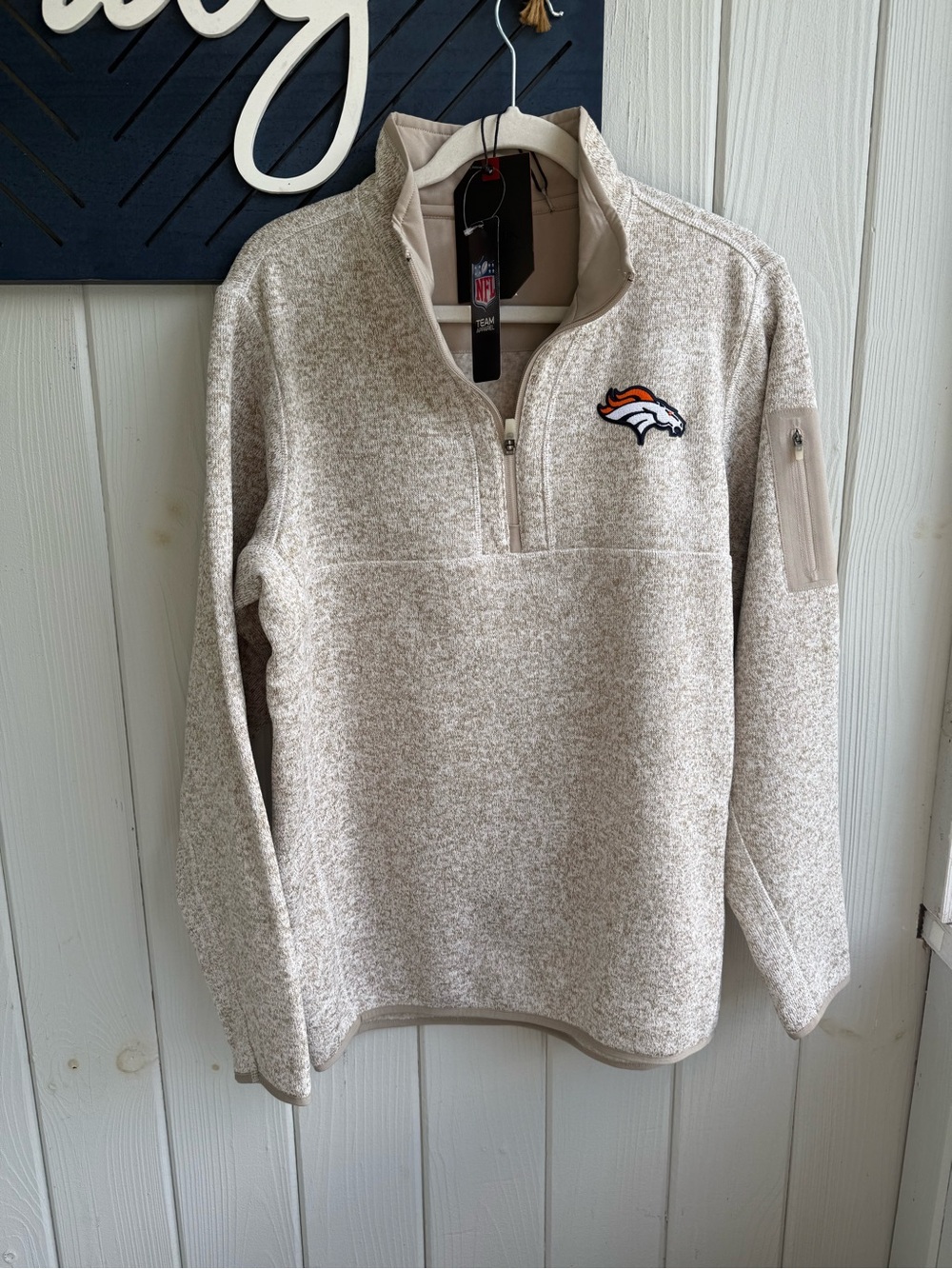 Antigua Cream Heathered Denver Broncos Quarter-Zip Pullover